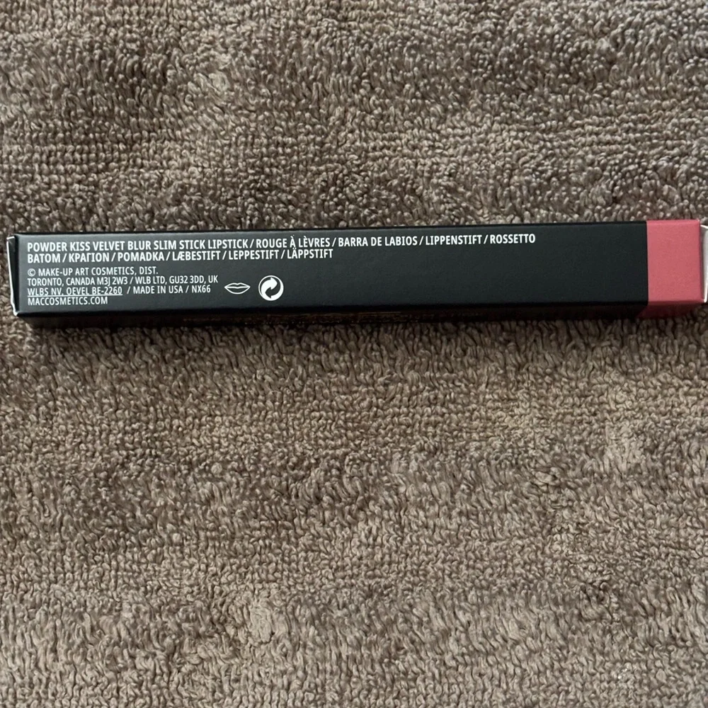 MAC Powder Kiss Velvet Blur Slim Stick in Peppery Pink… - Picture 5 of 10